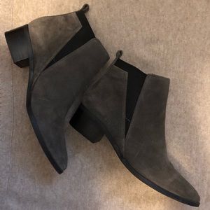 NWOT Marc Fisher Yale Booties in Grey Suede
